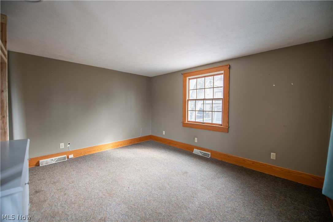 33 S Lincoln Avenue Alliance OH 44601