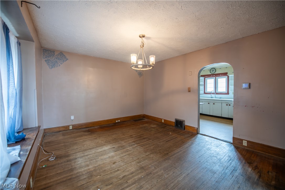 33 S Lincoln Avenue Alliance OH 44601