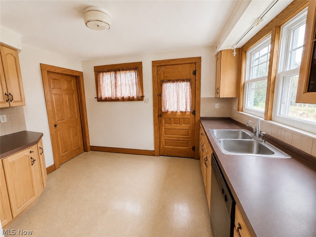 409 E Main Street Madison OH 44057