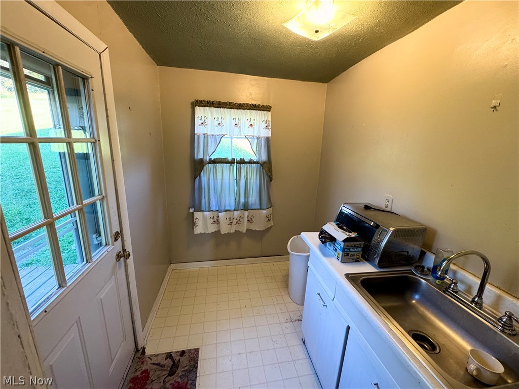 608 Mccready Avenue Cadiz OH 43907