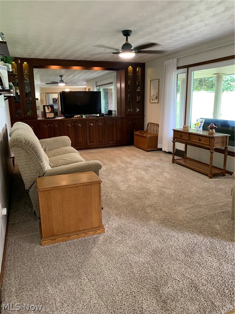 16891 Harding Avenue East Liverpool OH 43920