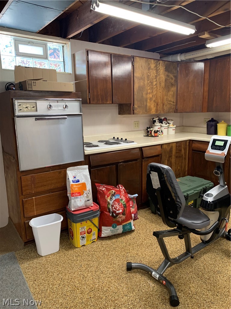 16891 Harding Avenue East Liverpool OH 43920