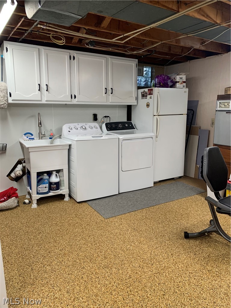 16891 Harding Avenue East Liverpool OH 43920