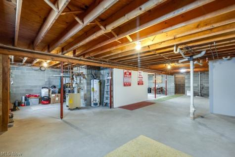 317 E Linwood Avenue Akron OH 44301