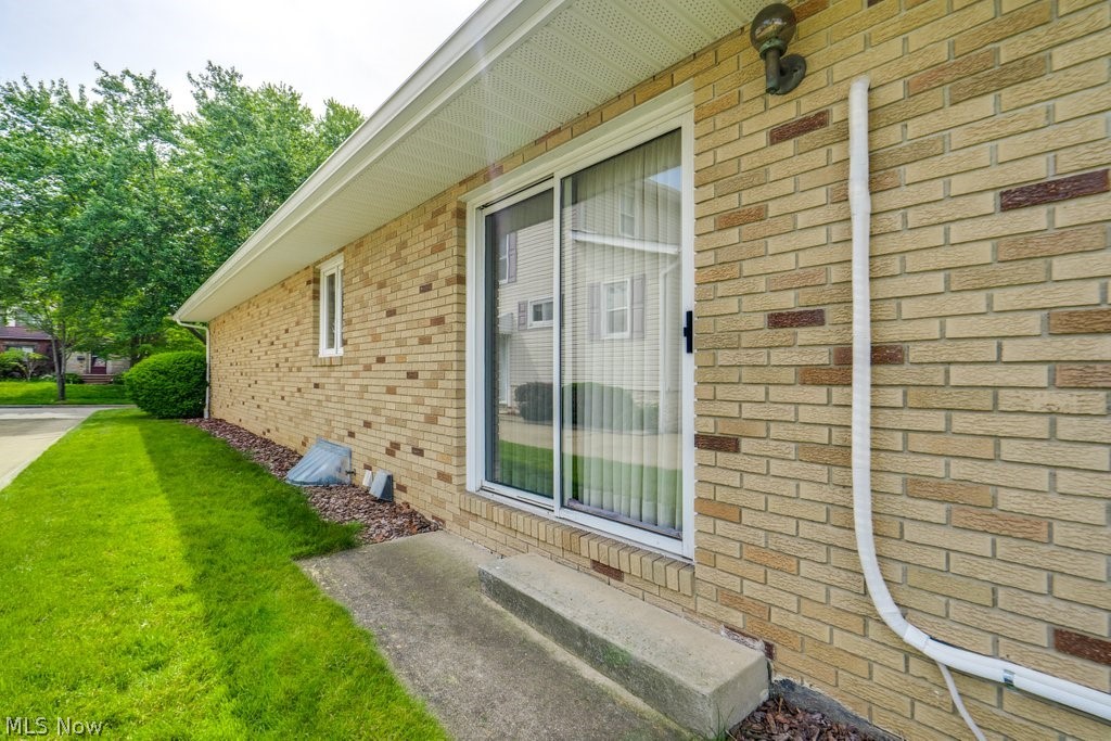 317 E Linwood Avenue Akron OH 44301