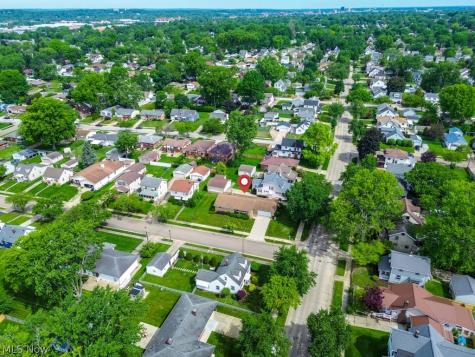 317 E Linwood Avenue Akron OH 44301