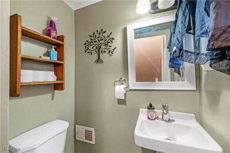1606 Laclede Road South Euclid OH 44121