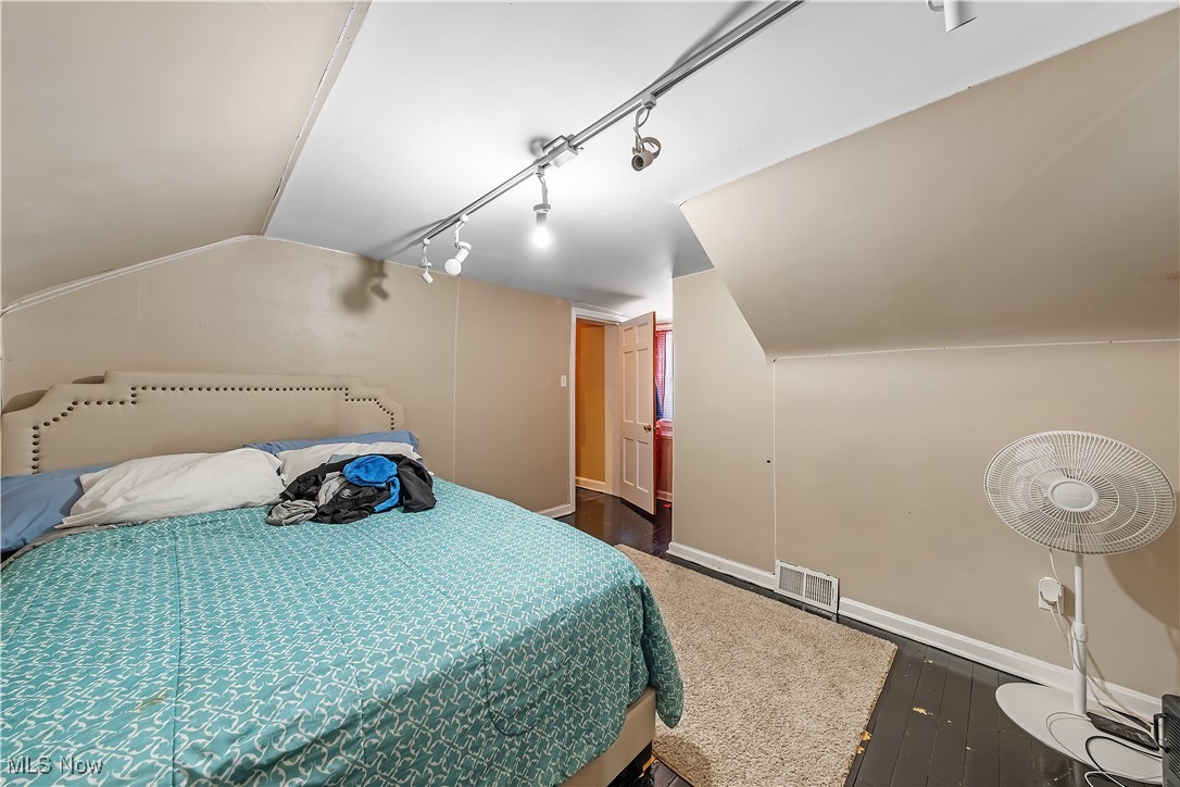 1606 Laclede Road South Euclid OH 44121