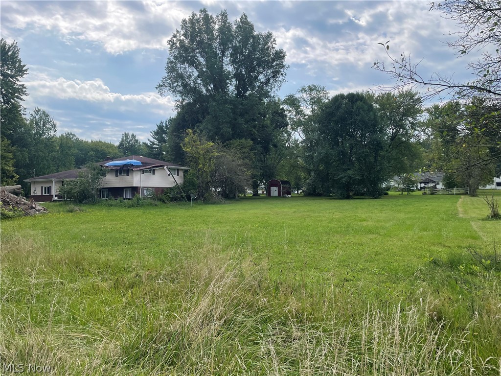 2951 Mellgren Drive SW Warren OH 44481