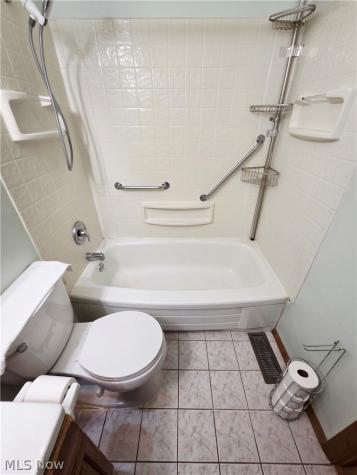 473 Augdon Drive Elyria OH 44035