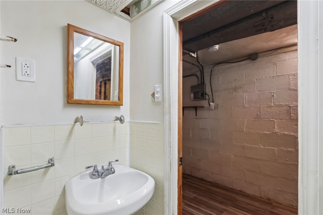 1426 Westover Road Cleveland Heights OH 44118
