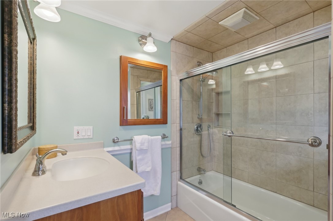 31745 Creekside Drive Pepper Pike OH 44124