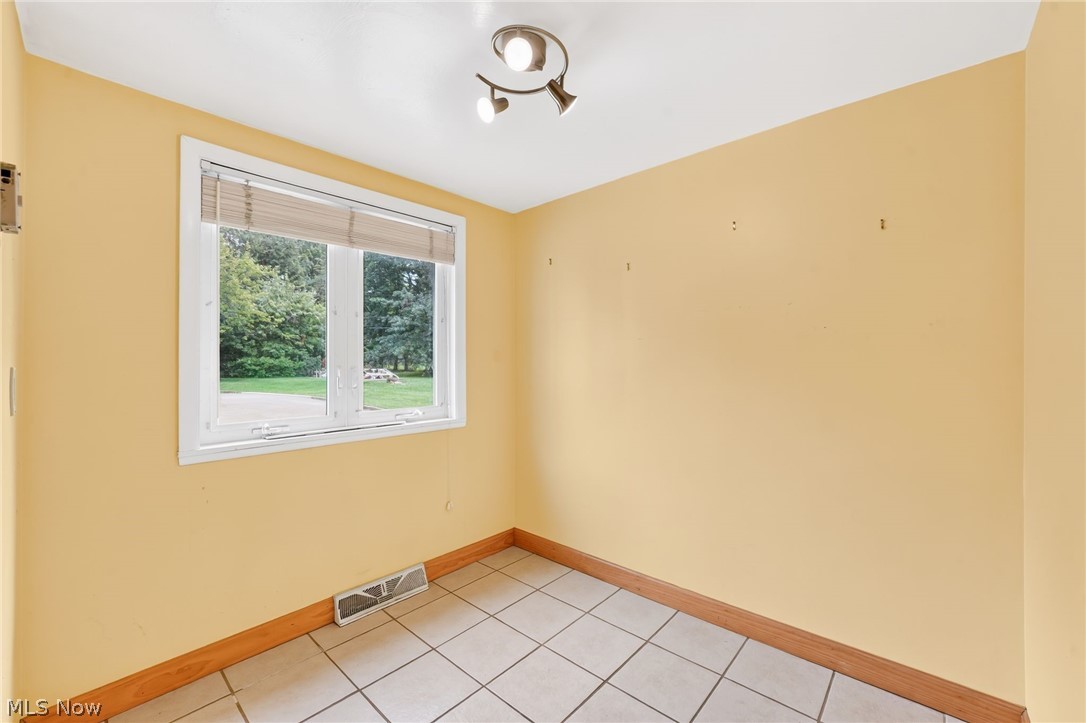 1887 Brainard Road Lyndhurst OH 44124