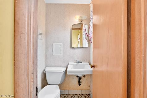 1887 Brainard Road Lyndhurst OH 44124