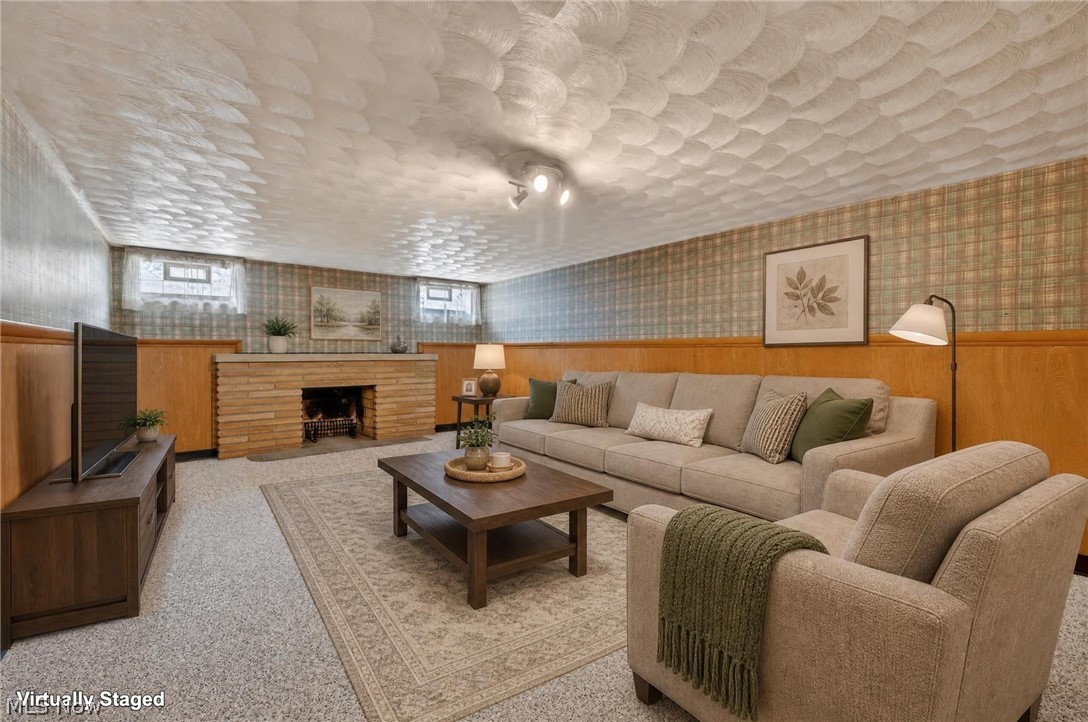 1887 Brainard Road Lyndhurst OH 44124