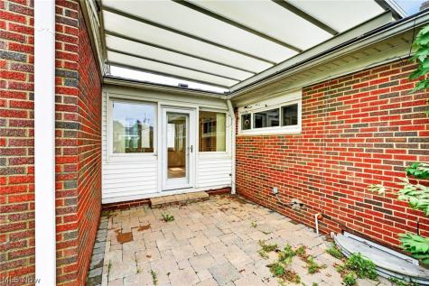1887 Brainard Road Lyndhurst OH 44124