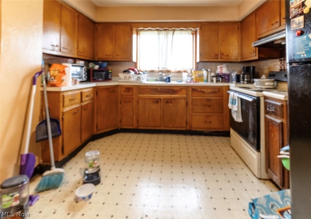 1826 Hamilton Avenue Lorain OH 44052