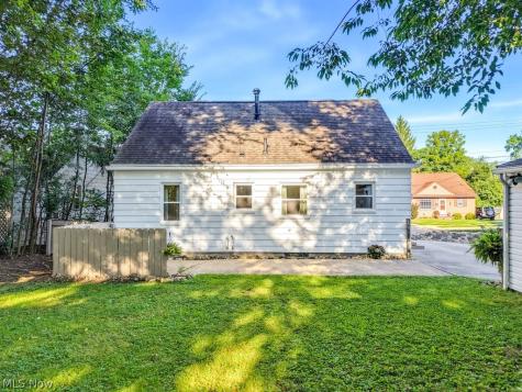 1195 Sawyer Avenue Akron OH 44310