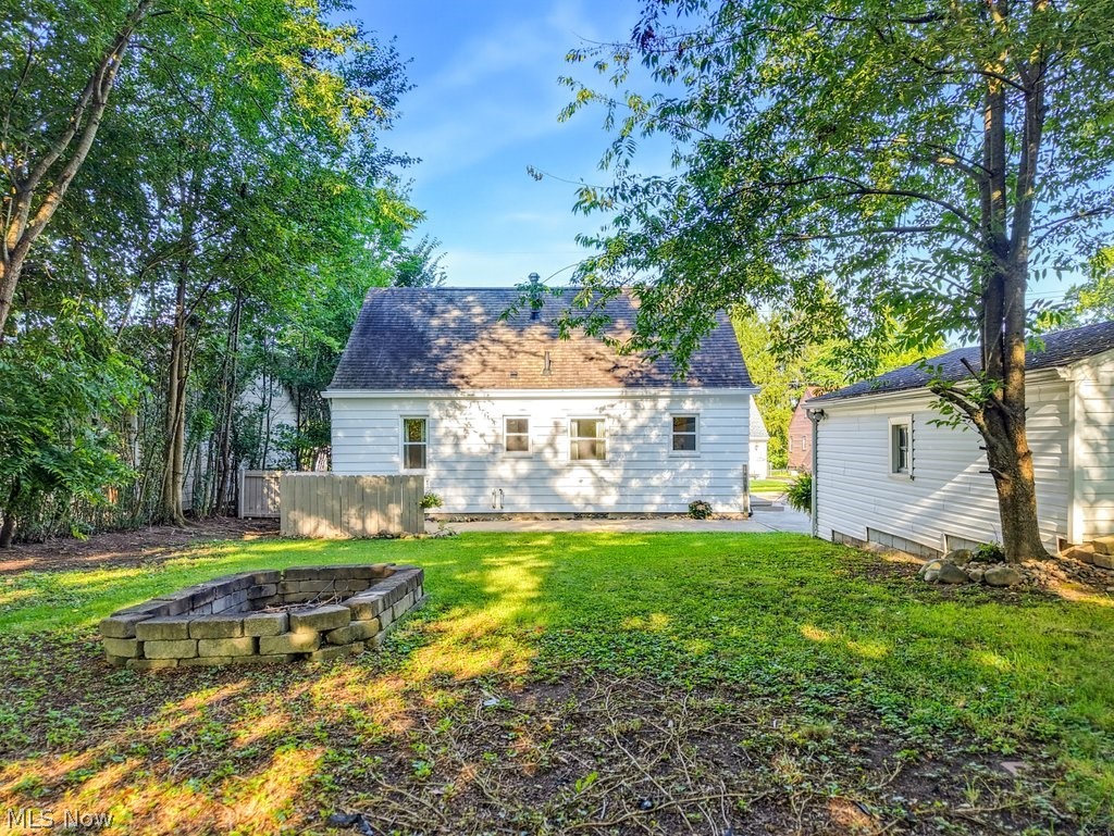 1195 Sawyer Avenue Akron OH 44310