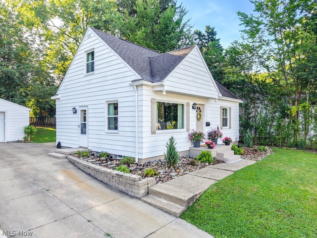 1195 Sawyer Avenue Akron OH 44310