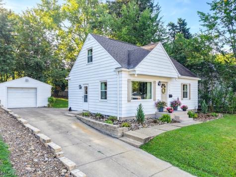 1195 Sawyer Avenue Akron OH 44310