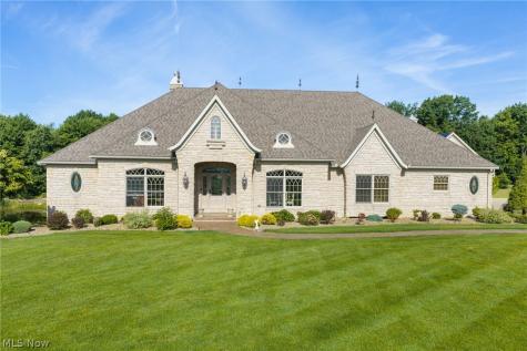 7067 Akron Avenue NW Canal Fulton OH 44614