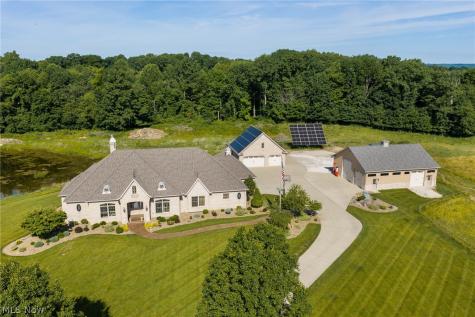 7067 Akron Avenue NW Canal Fulton OH 44614