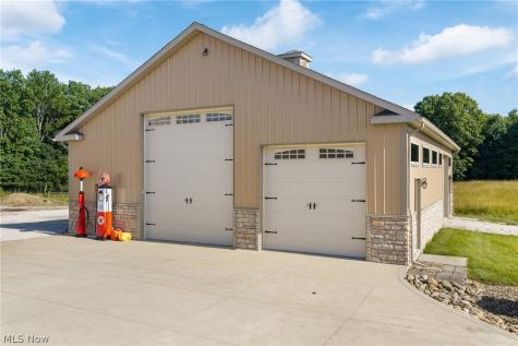 7067 Akron Avenue NW Canal Fulton OH 44614