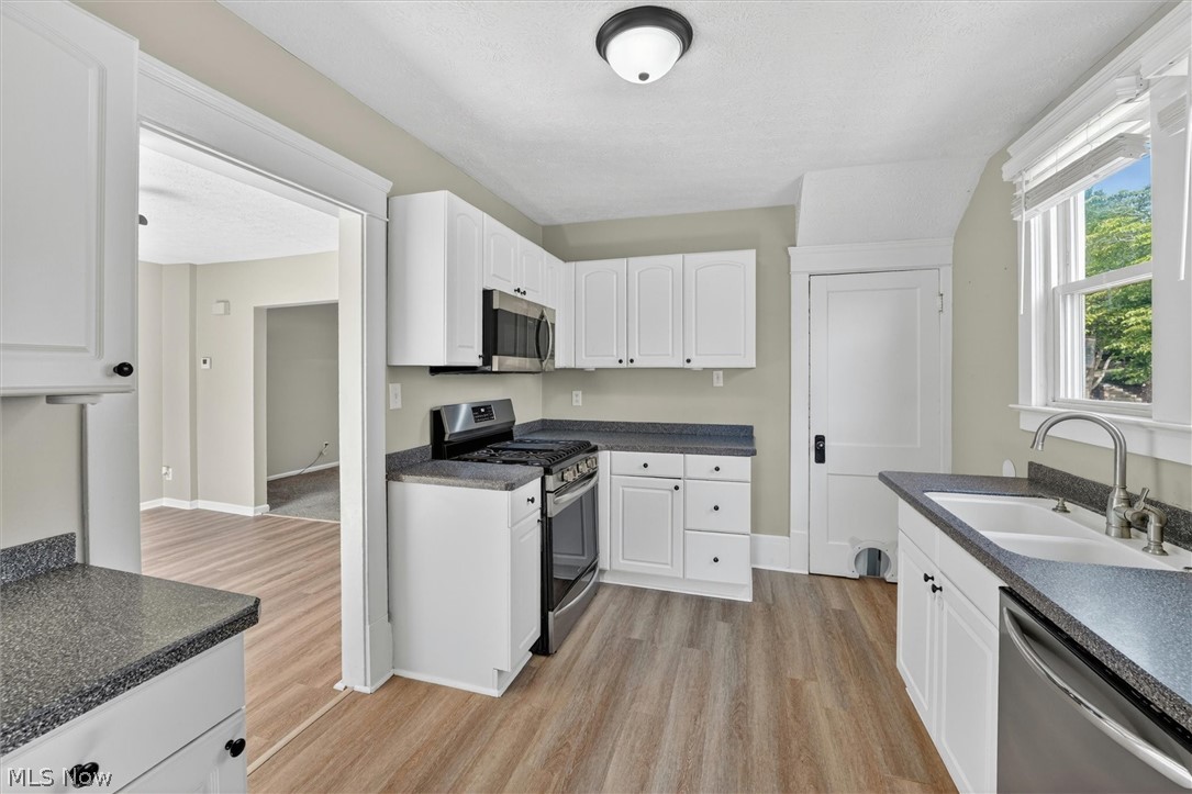 539 Lloyd Street Barberton OH 44203