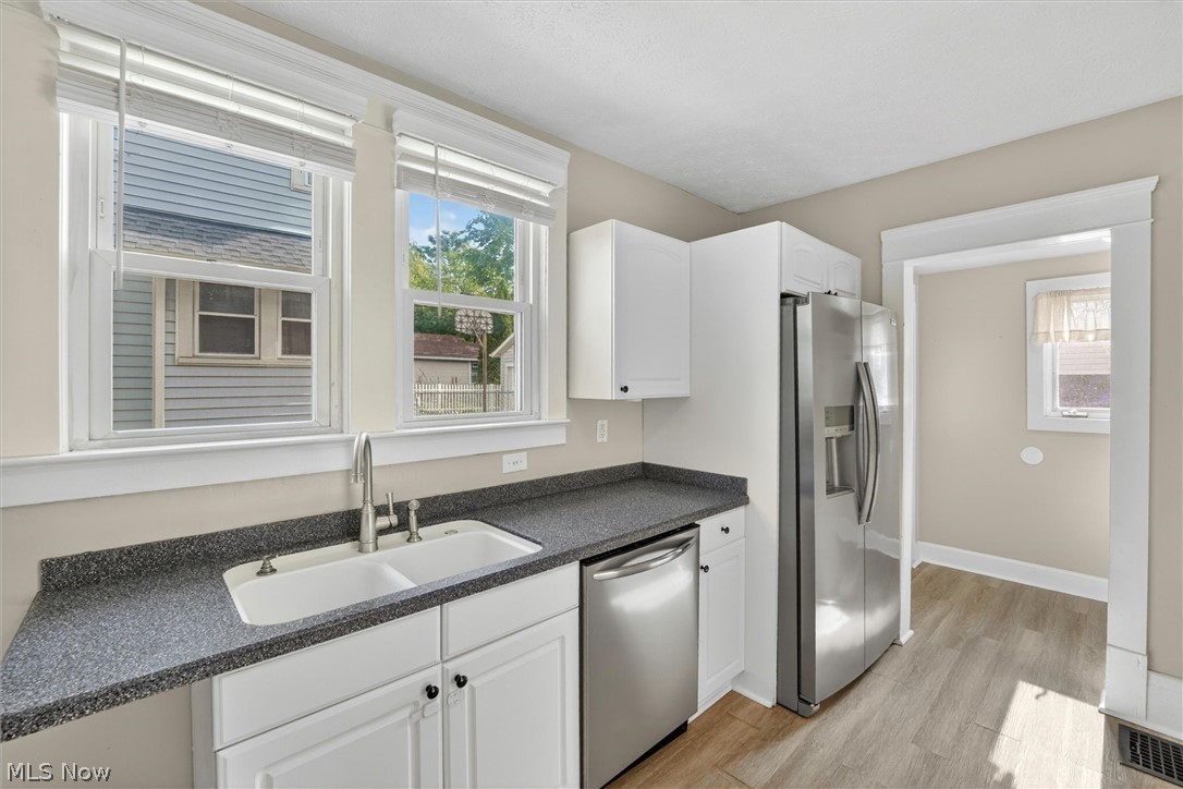 539 Lloyd Street Barberton OH 44203
