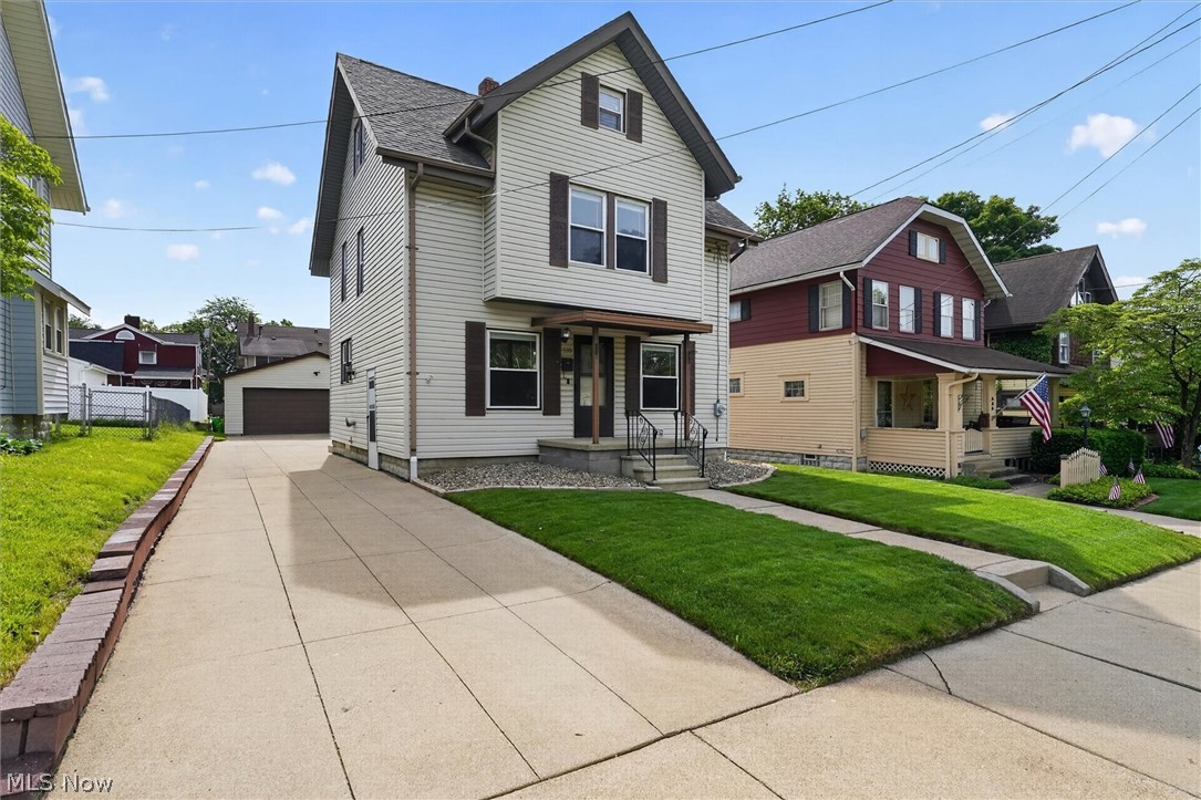 539 Lloyd Street Barberton OH 44203