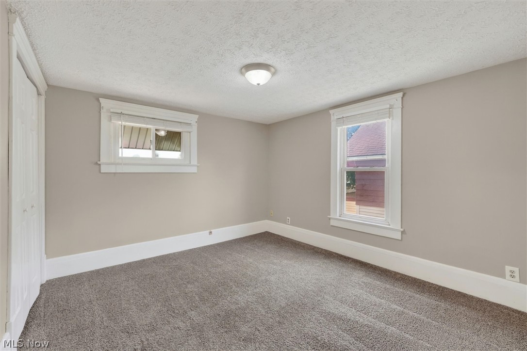 539 Lloyd Street Barberton OH 44203