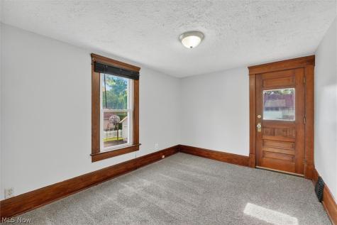 539 Lloyd Street Barberton OH 44203