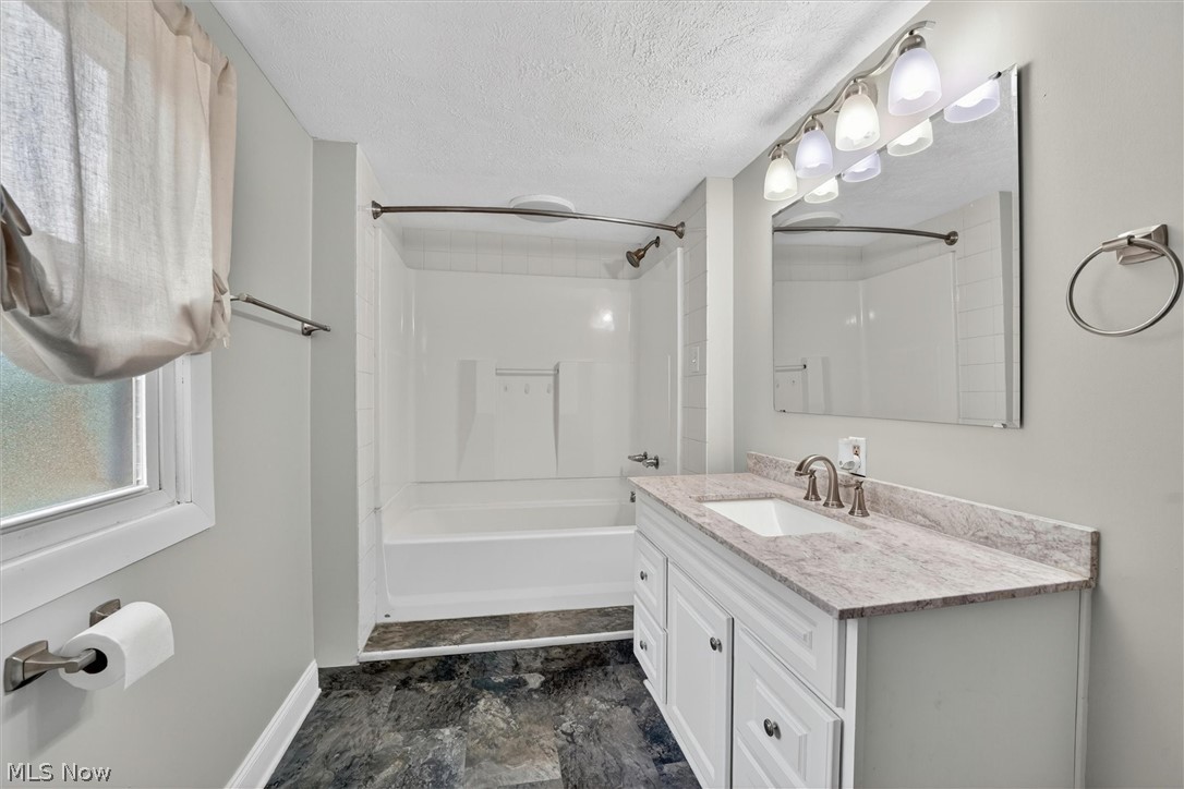 539 Lloyd Street Barberton OH 44203