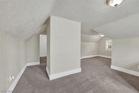 539 Lloyd Street Barberton OH 44203