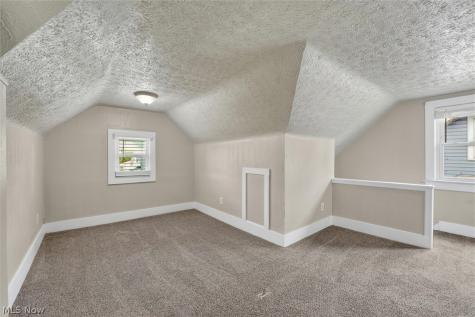 539 Lloyd Street Barberton OH 44203