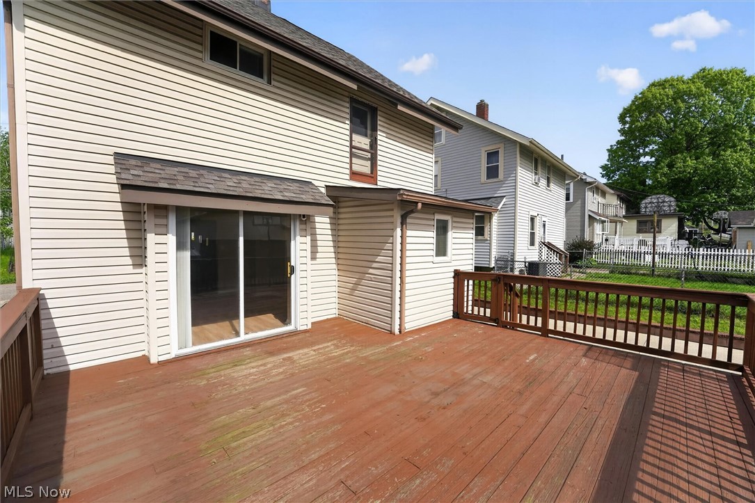 539 Lloyd Street Barberton OH 44203