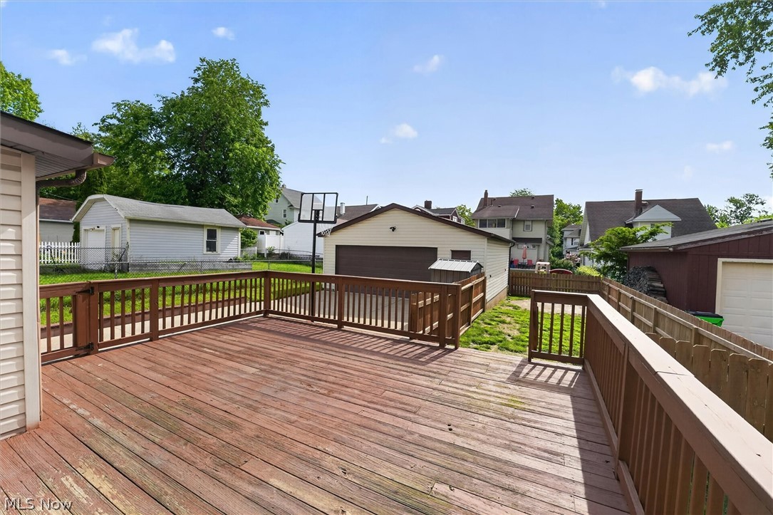 539 Lloyd Street Barberton OH 44203