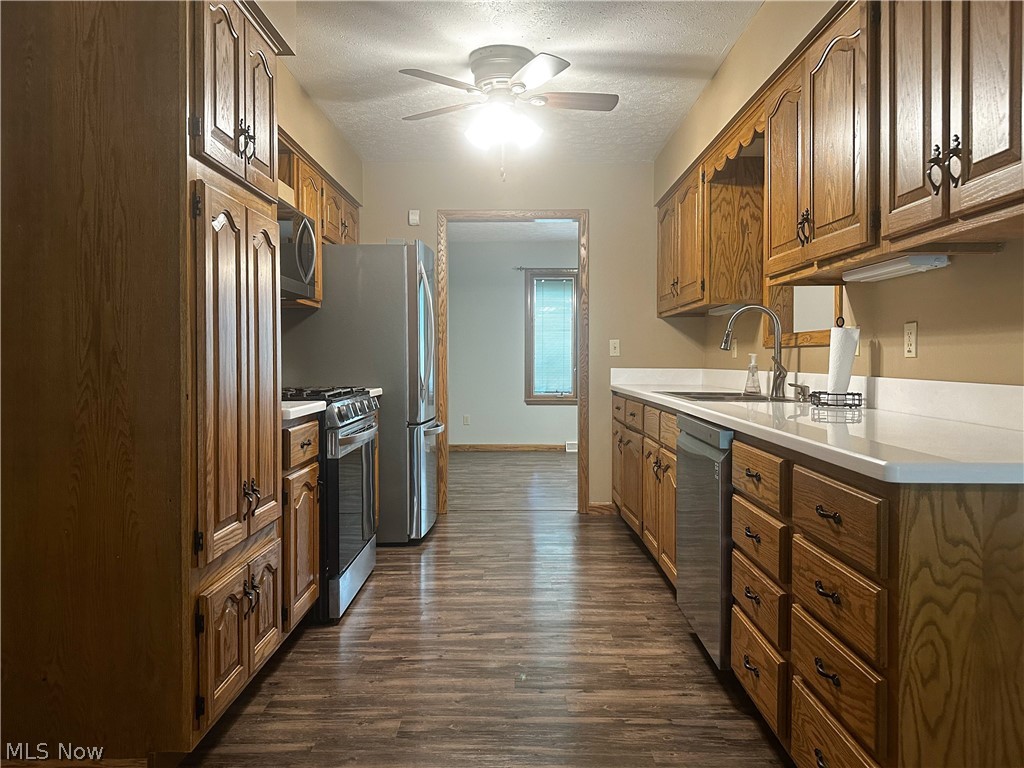 1060 Broadway Avenue SE Warren OH 44484