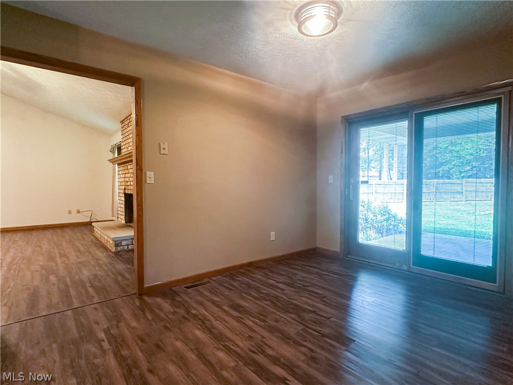 1060 Broadway Avenue SE Warren OH 44484
