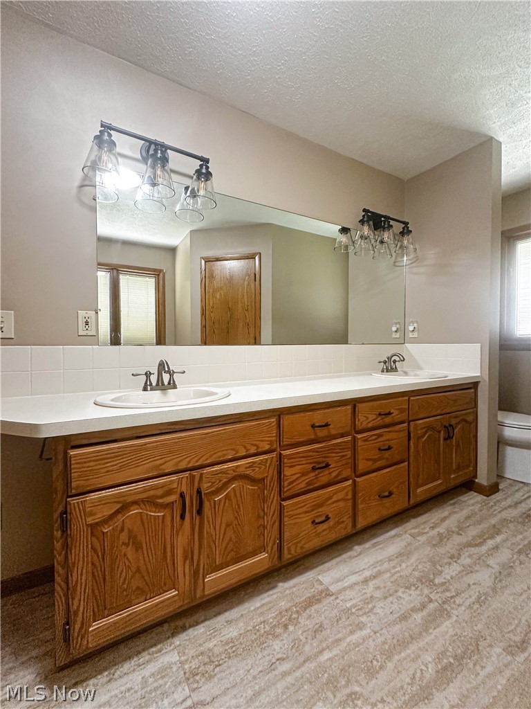 1060 Broadway Avenue SE Warren OH 44484