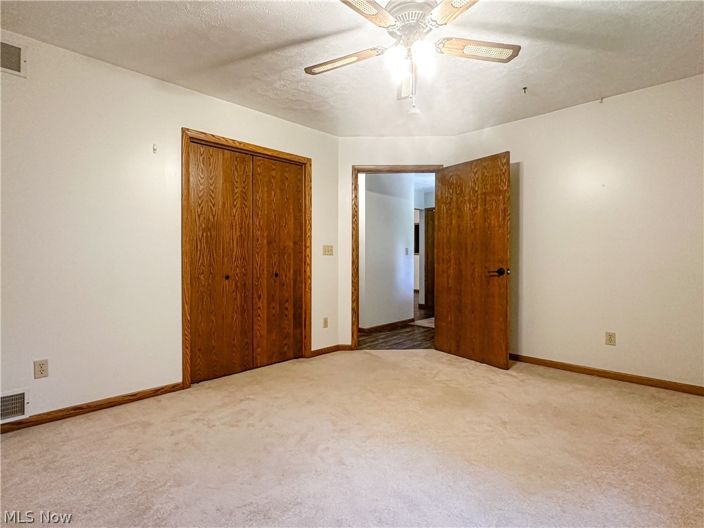 1060 Broadway Avenue SE Warren OH 44484