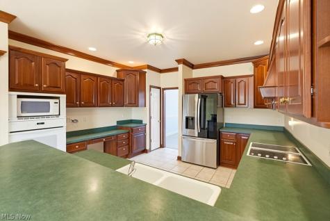 7463 N Marblehead Road Hudson OH 44236