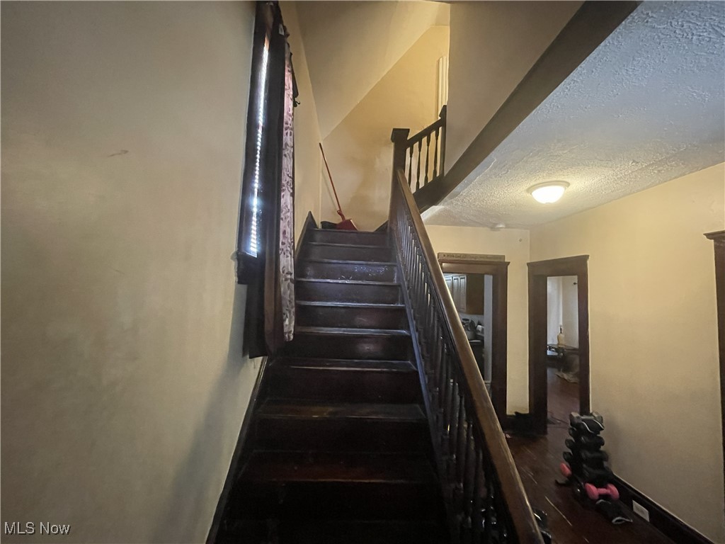 2064 W 104th Street Cleveland OH 44102