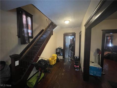 2064 W 104th Street Cleveland OH 44102