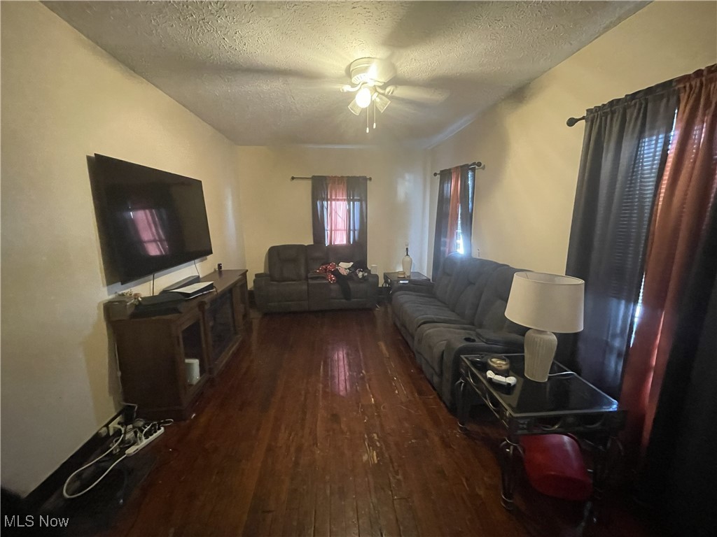 2064 W 104th Street Cleveland OH 44102