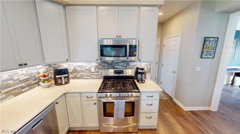 3513 Keyser Cuyahoga Falls OH 44223