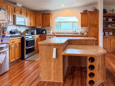 405 County Road 681 Sullivan OH 44880