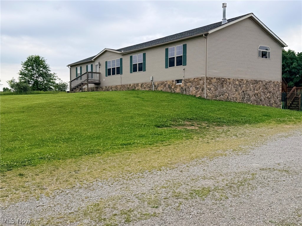 405 County Road 681 Sullivan OH 44880