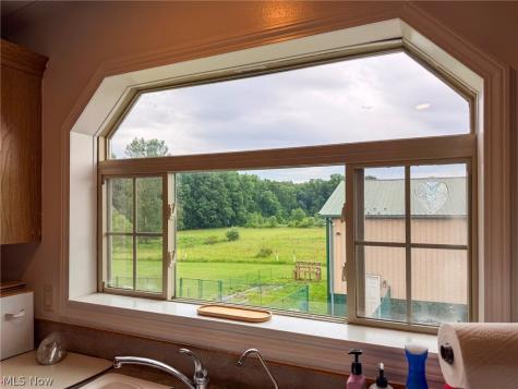 405 County Road 681 Sullivan OH 44880